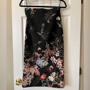 Zara Pencil Skirt Size M